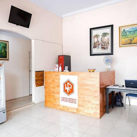 Waringin Residence Redpartner Medan Bagian luar foto