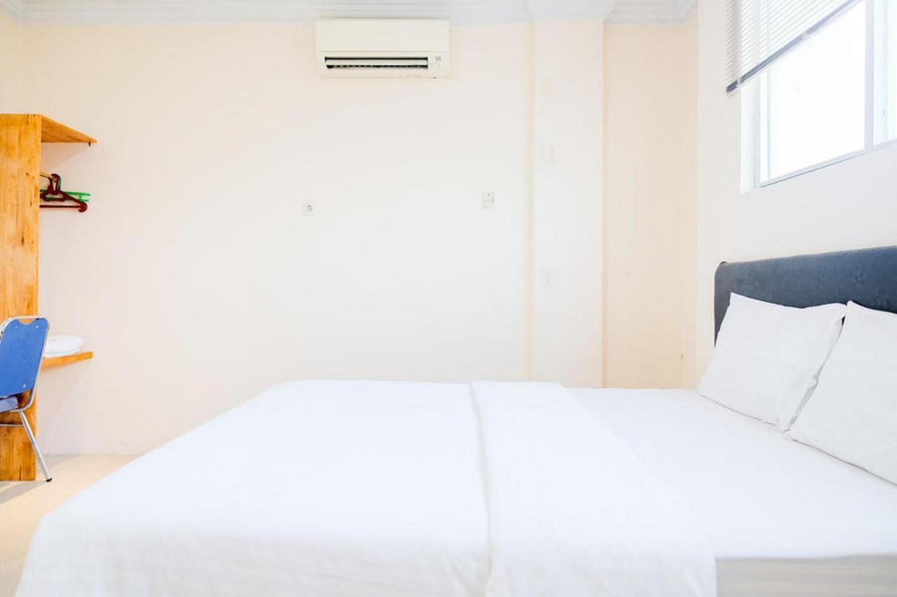 Waringin Residence Redpartner Medan Bagian luar foto