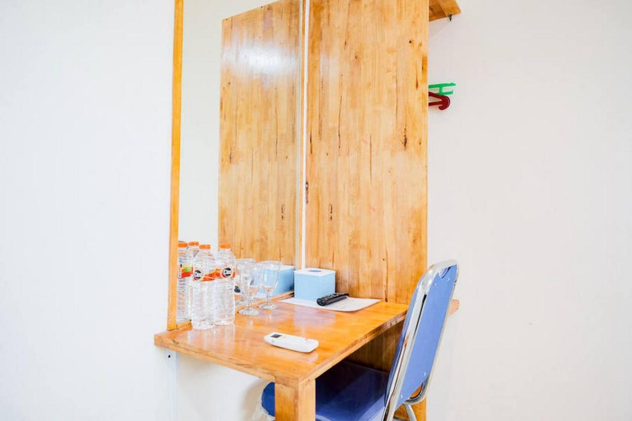 Waringin Residence Redpartner Medan Bagian luar foto